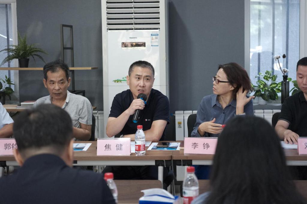 “發(fā)現(xiàn)北京新經(jīng)濟增長點——集成電路設計產(chǎn)業(yè)”專題研討會在京舉辦